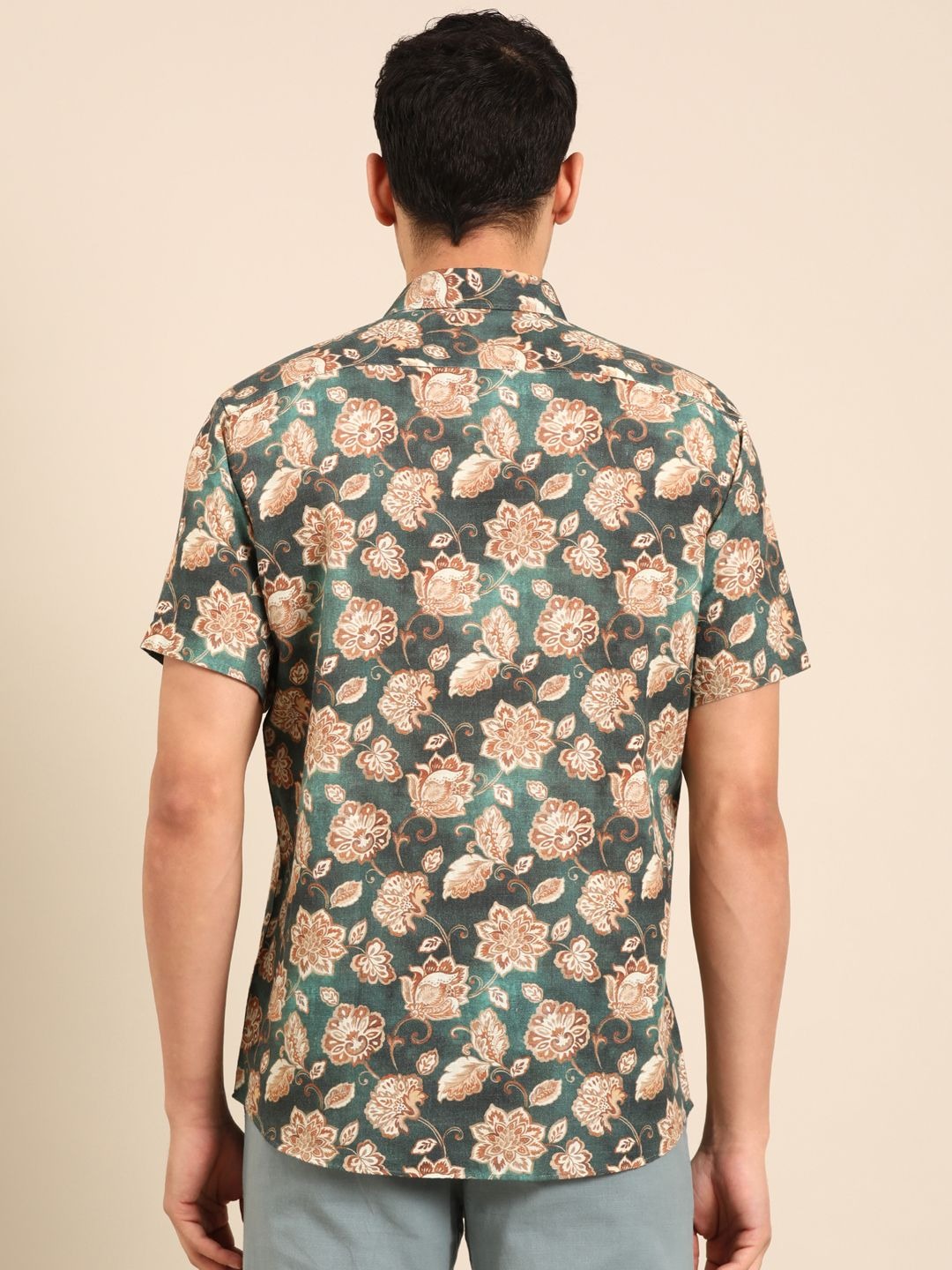 Stitchi Men's Vintage Floral Print Premium Casual Half Sleeve Shirt